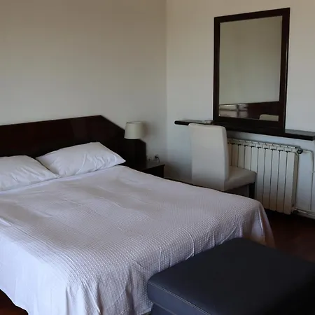 Turquoise 빌라 루트라키